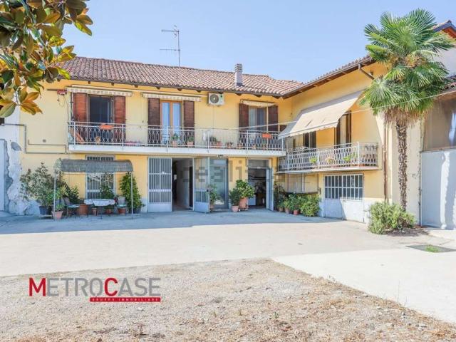 Villetta indipendente in vendita di 250 m² in Strada Basse, 7