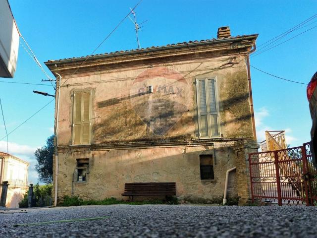 Villetta indipendente in vendita di 250 m² in Strada Senza Nome, 79
