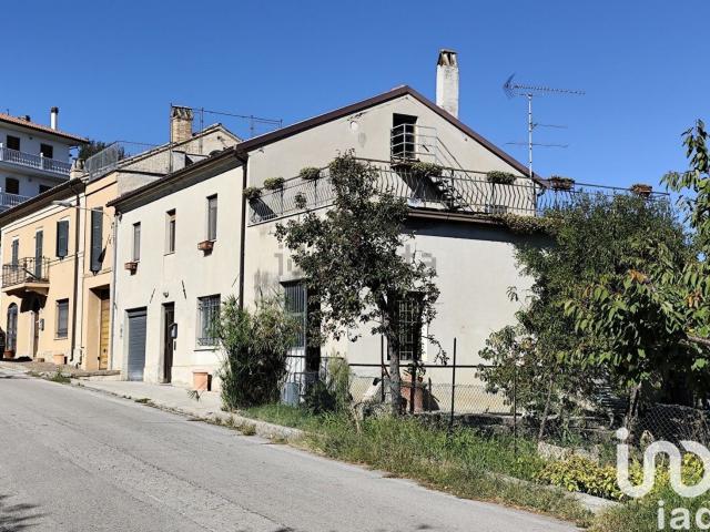 Villetta indipendente in vendita di 250 m² in Strada Provinciale 66
