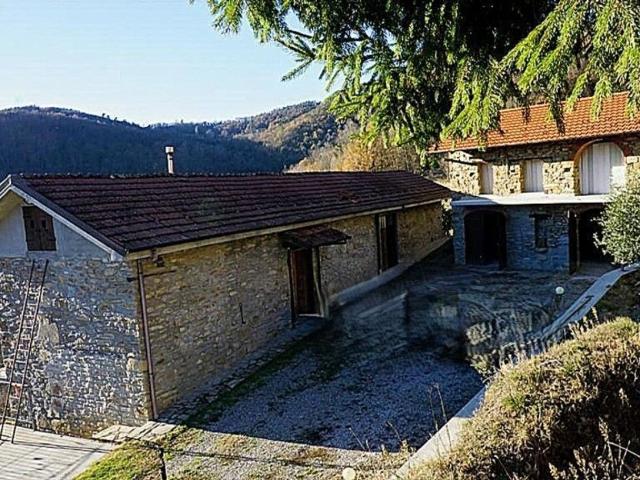 Villetta indipendente in vendita di 250 m² in Strada Viarascio