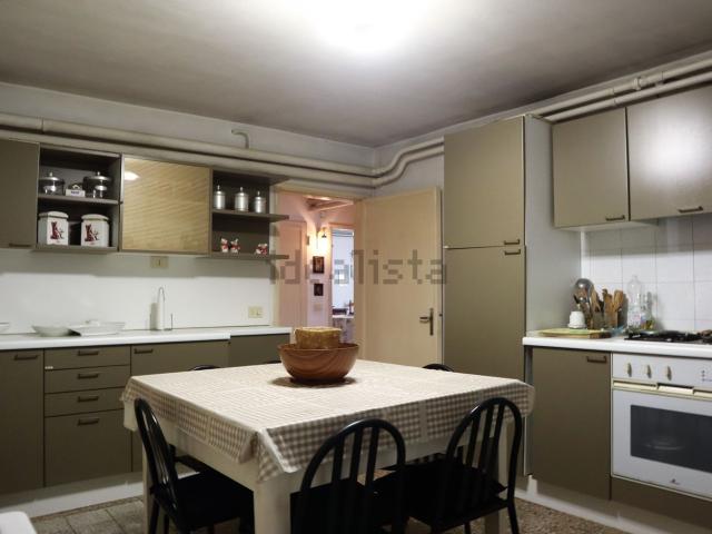 Villetta indipendente in vendita di 251 m² in Via della repubblica, 47