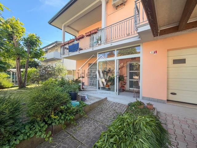 Villetta indipendente in vendita di 253 m² in Via Canalazzo, 147
