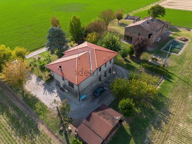 Villetta indipendente in vendita di 253 m² in Via Canale Angelino, 9