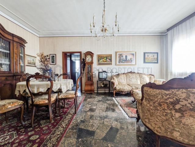 Villetta indipendente in vendita di 253 m² in Vicolo Mozart