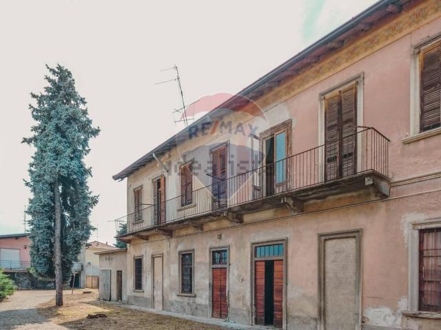 Villetta indipendente in vendita di 254 m² in Via Q. Sella, 51