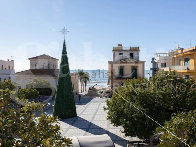 Villetta indipendente in vendita di 254 m² in Piazza Duca degli Abruzzi, 13