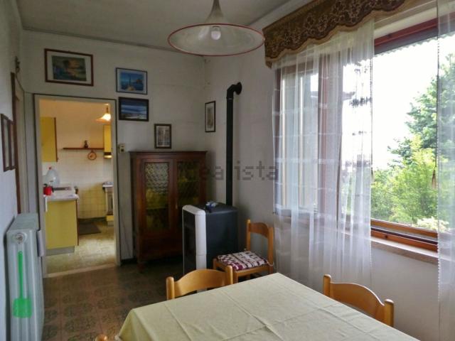 Villetta indipendente in vendita di 255 m² in Via Cesare Battisti