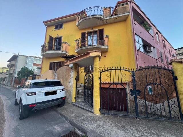 Villetta indipendente in vendita di 255 m² in Via Marghine, 22