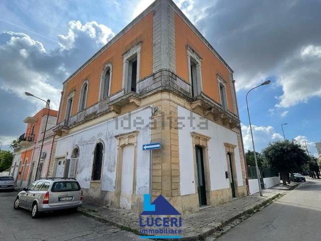 Villetta indipendente in vendita di 255 m² in Via San Francesco