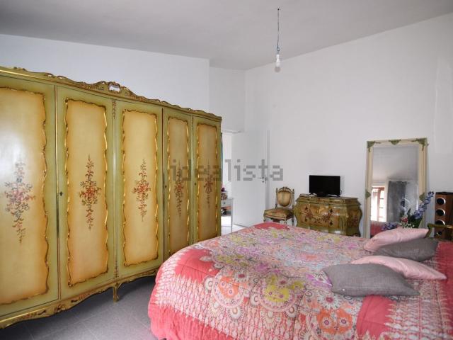 Villetta indipendente in vendita di 255 m² in Via Spanu, 11