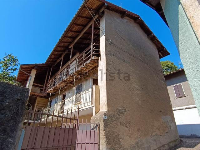 Villetta indipendente in vendita di 256 m² in Via Regina Margherita