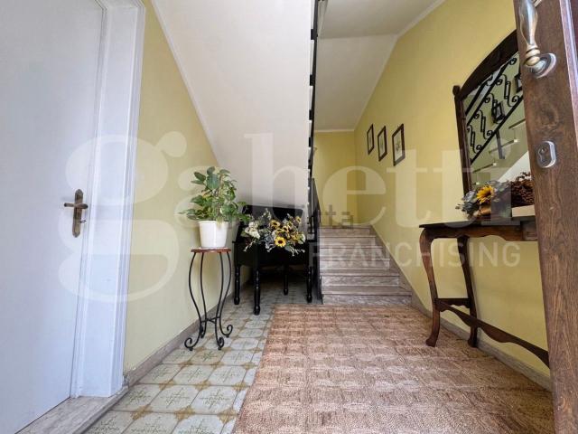 Villetta indipendente in vendita di 258 m² in Via Antonio Gramsci, 8