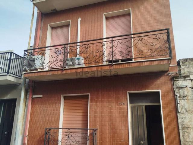 Villetta indipendente in vendita di 259 m² in Via Solferino, 178