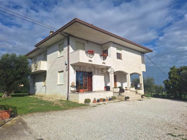 Villetta indipendente in vendita di 260 m²
