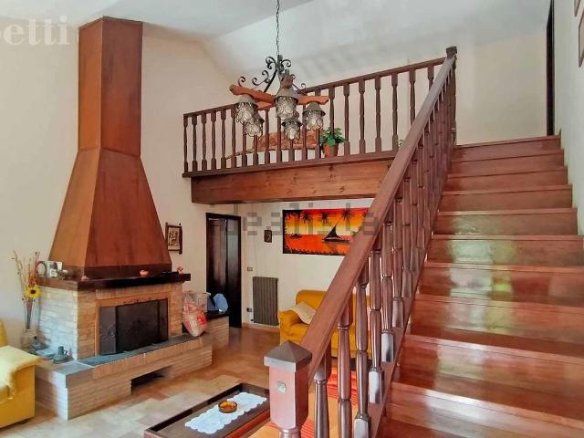 Villetta indipendente in vendita di 260 m²