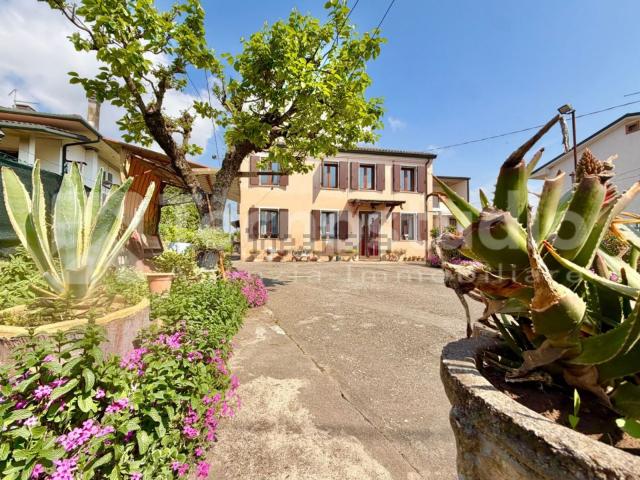 Villetta indipendente in vendita di 260 m²