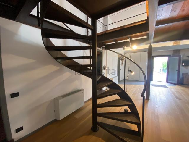 Villetta indipendente in vendita di 260 m² in Via Cavalieri di V. Veneto, 17