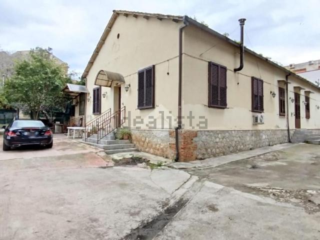 Villetta indipendente in vendita di 260 m² in Via Casena Grande, 4