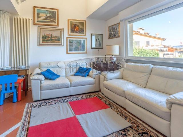 Villetta indipendente in vendita di 260 m² in Via Giardinella, 7