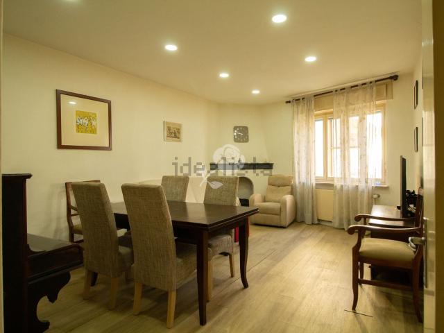 Villetta indipendente in vendita di 260 m² in Via dei Castelli