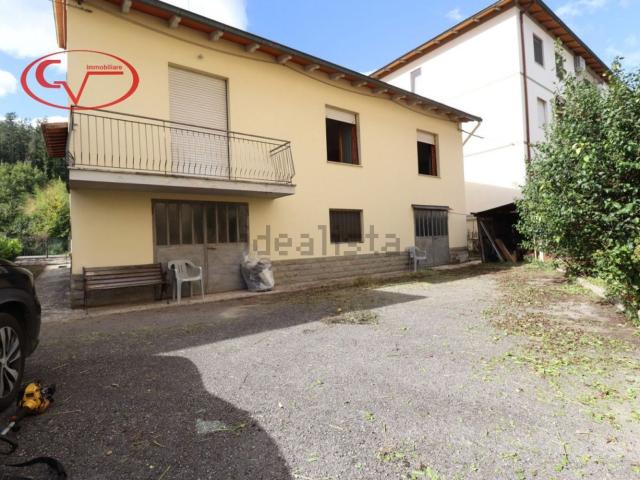 Villetta indipendente in vendita di 260 m² in Via della Ginestra