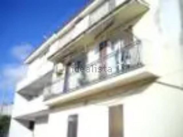 Villetta indipendente in vendita di 260 m² in Via Francesco Petrarca