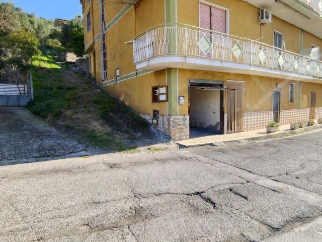 Villetta indipendente in vendita di 260 m² in Via monte pecoriello