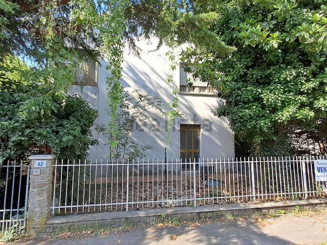 Villetta indipendente in vendita di 260 m² in Via Maria Ferrari Bandini Buti