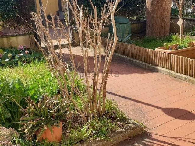 Villetta indipendente in vendita di 260 m² in Via Niccolò Machiavelli