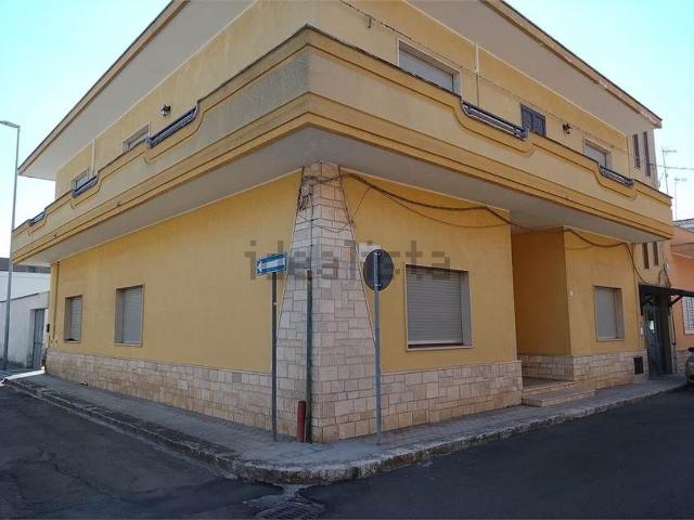 Villetta indipendente in vendita di 260 m² in Via Pio XII, 75