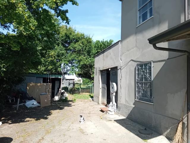 Villetta indipendente in vendita di 260 m² in Via Variano