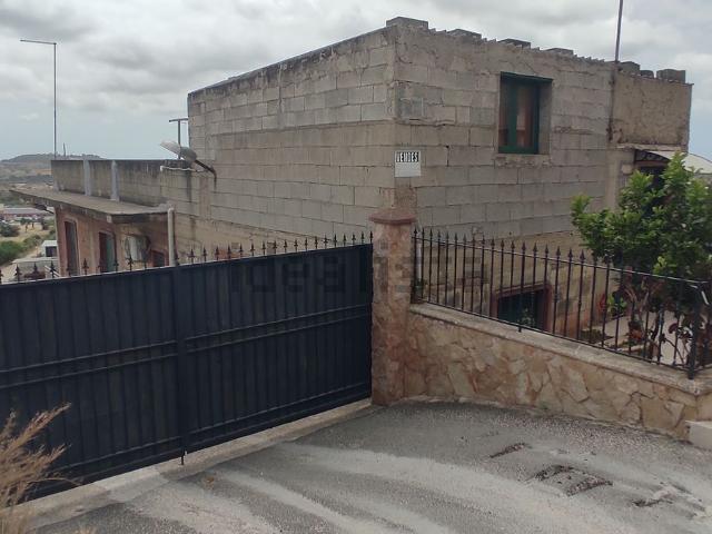 Villetta indipendente in vendita di 260 m² in Via Vitaliano Brancati, 18
