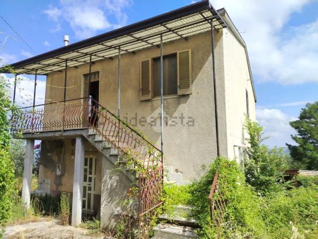 Villetta indipendente in vendita di 260 m² in Contrada Petrulli