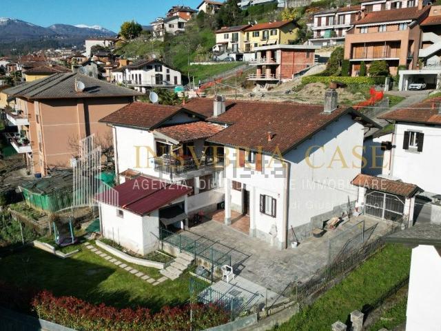 Villetta indipendente in vendita di 261 m² in Via Gorizia, 28
