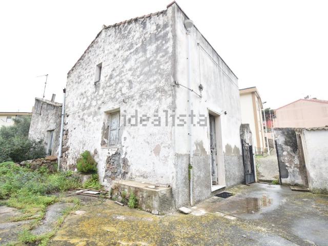 Villetta indipendente in vendita di 261 m² in Via Grecale
