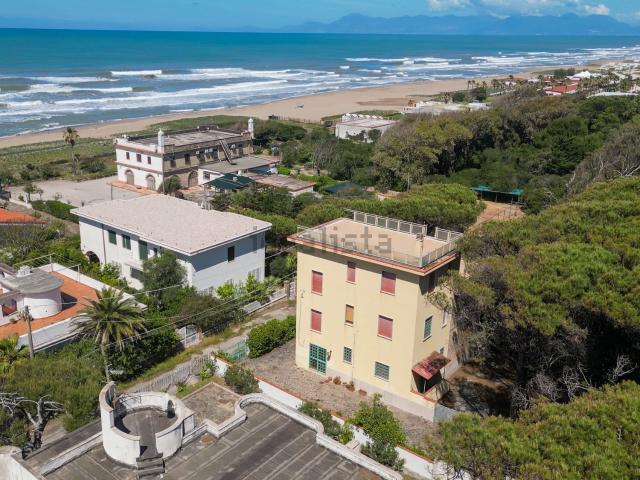 Villetta indipendente in vendita di 261 m² in Via Marittima