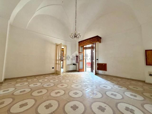 Villetta indipendente in vendita di 261 m² in Via N. Marangi
