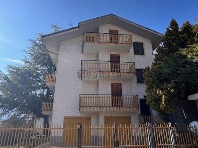 Villetta indipendente in vendita di 261 m² in Via Silvio Pellico