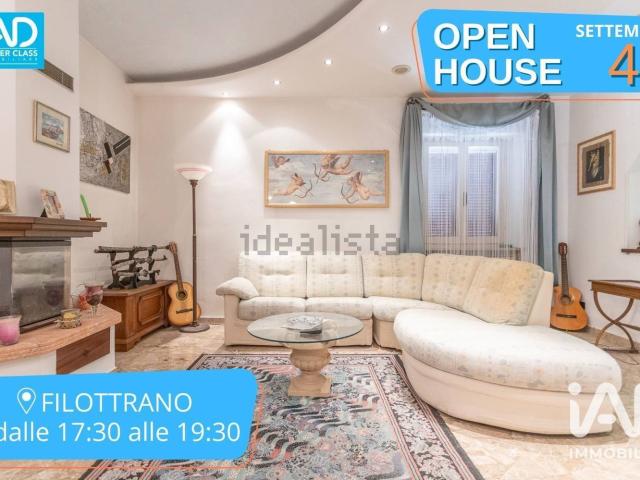 Villetta indipendente in vendita di 261 m² in Contrada San Lorenzo, 19