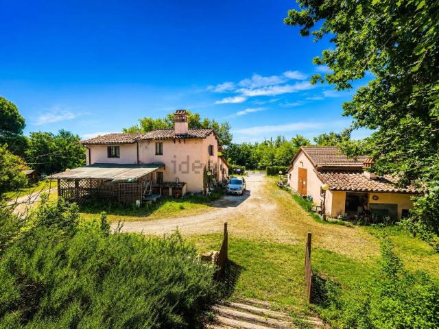Villetta indipendente in vendita di 261 m² in Località Molinelle, 146