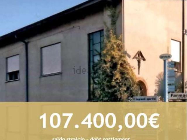 Villetta indipendente in vendita di 263 m² in Via la Marmora