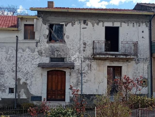 Villetta indipendente in vendita di 265 m² in Via Guerrere, 3