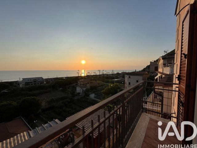 Villetta indipendente in vendita di 265 m² in Via Indipendenza, 102