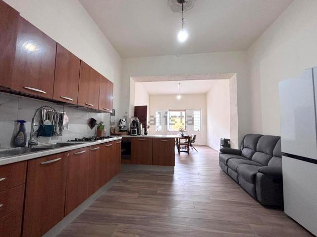 Villetta indipendente in vendita di 265 m² in Via Salite