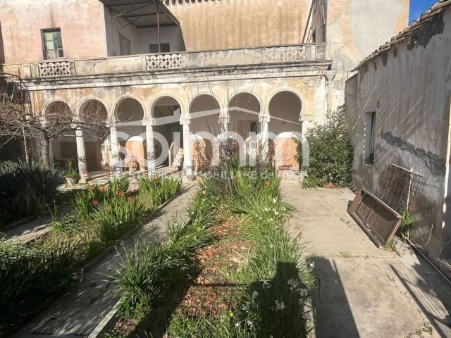 Villetta indipendente in vendita di 265 m² in Via Roma