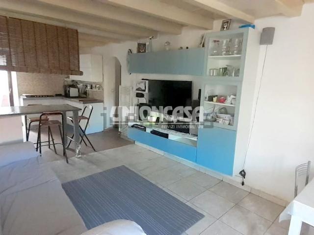 Villetta indipendente in vendita di 265 m² in Piazza G. da Caversaccio