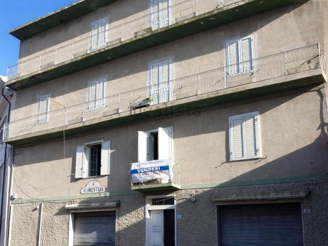 Villetta indipendente in vendita di 266 m² in Via Vittorio Emanuele III, 5