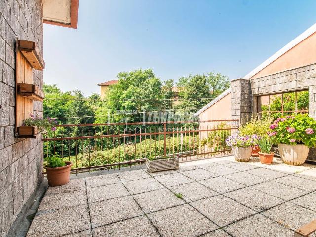 Villetta indipendente in vendita di 267 m² in Via Don Giovanni Calvi, 7
