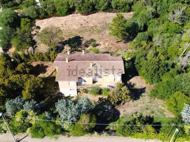 Villetta indipendente in vendita di 267 m² in Via Tiziano, 2