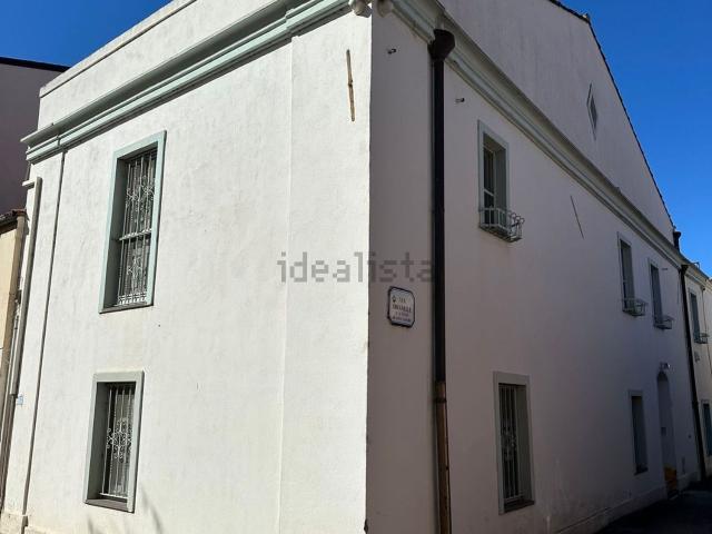 Villetta indipendente in vendita di 269 m² in Via Orfanelle, 3